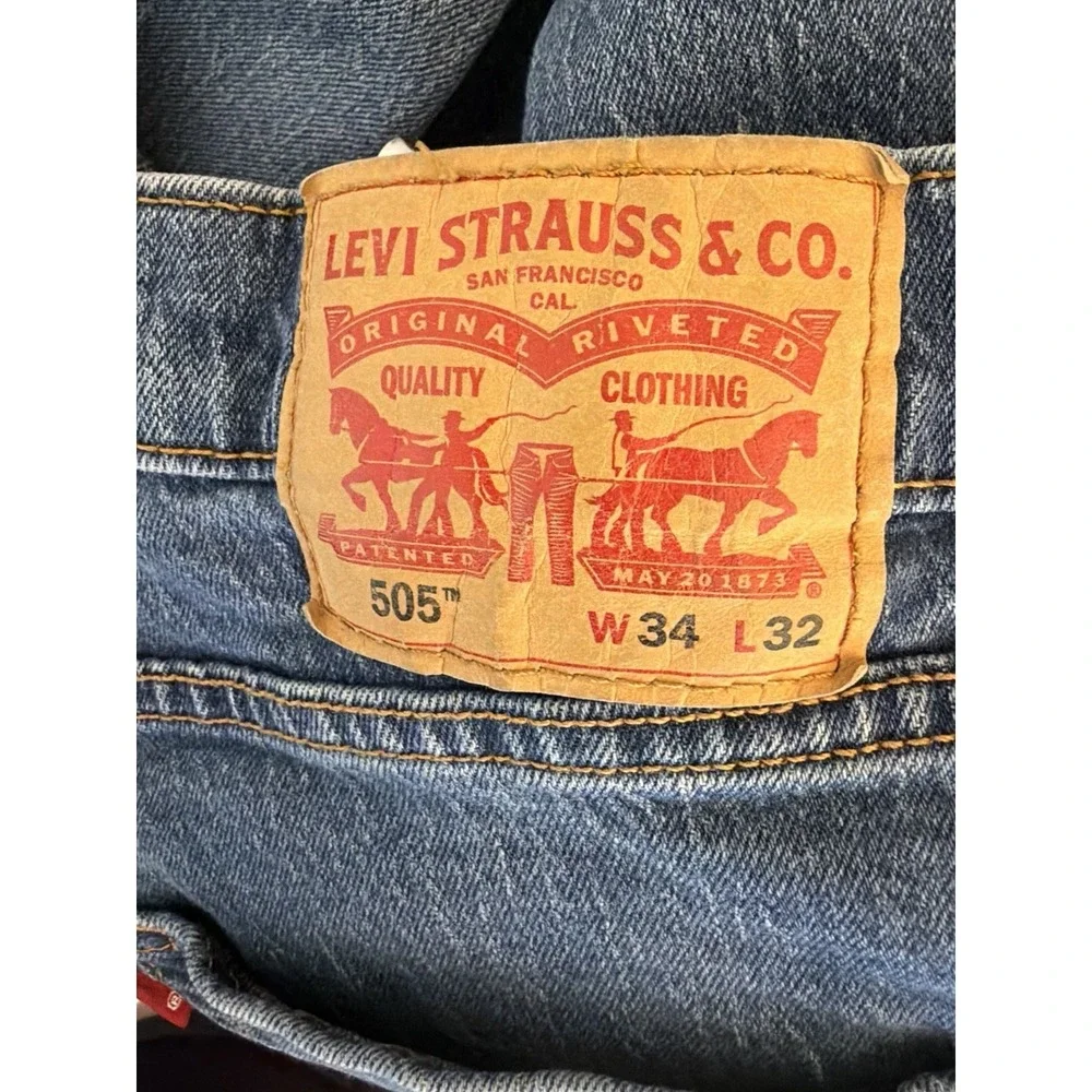 Levis 505 Jeans Mens Actual Size 34x30 Blue Regular Fit Straight Leg Denim Pants